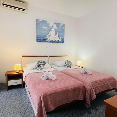Apartmens And Rooms Madunic V Сплит Екстериор снимка