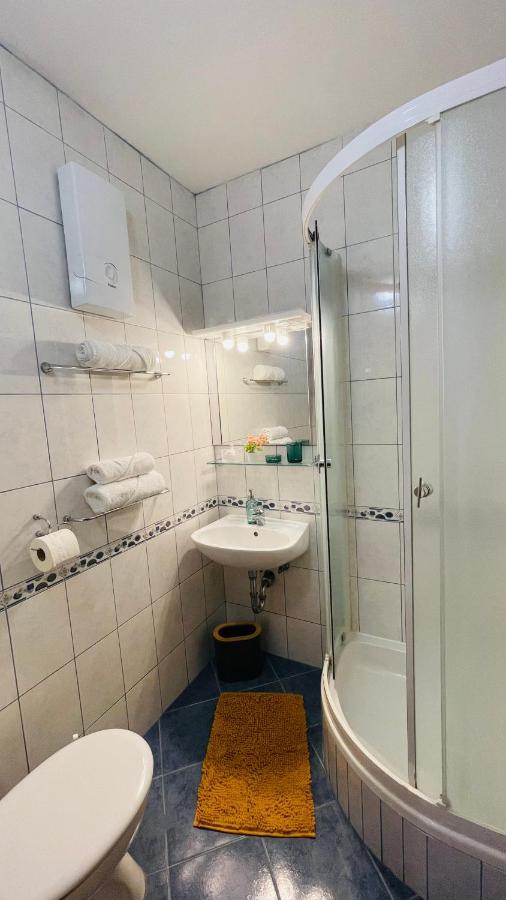 Apartmens And Rooms Madunic V Сплит Екстериор снимка