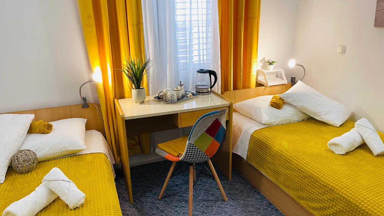 Apartmens And Rooms Madunic V Сплит Екстериор снимка