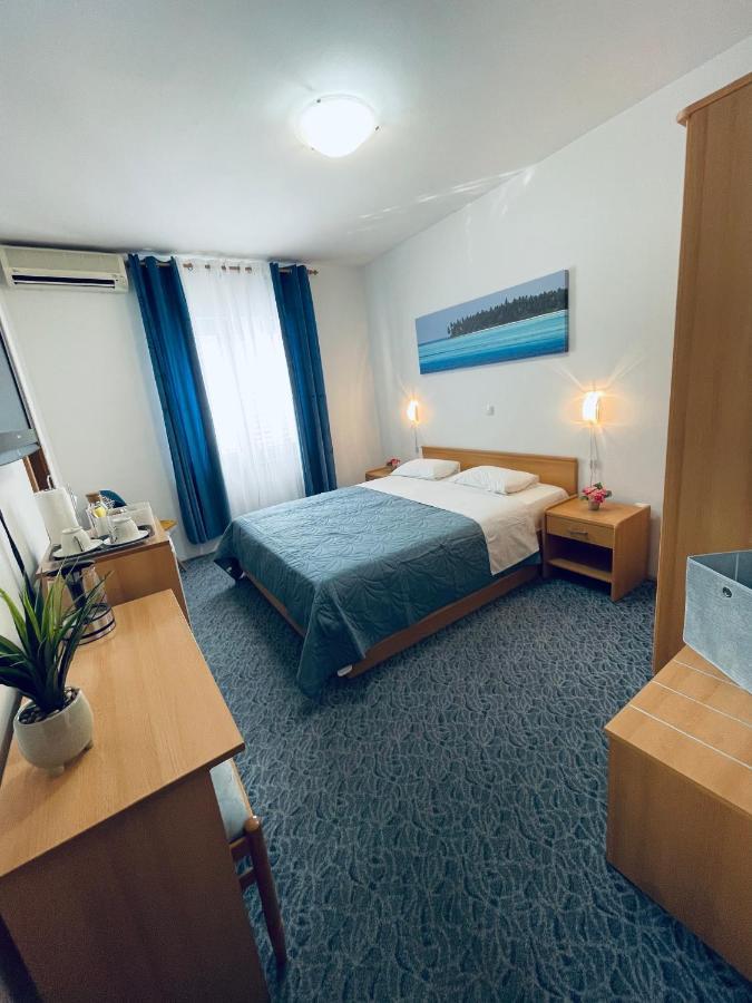 Apartmens And Rooms Madunic V Сплит Екстериор снимка