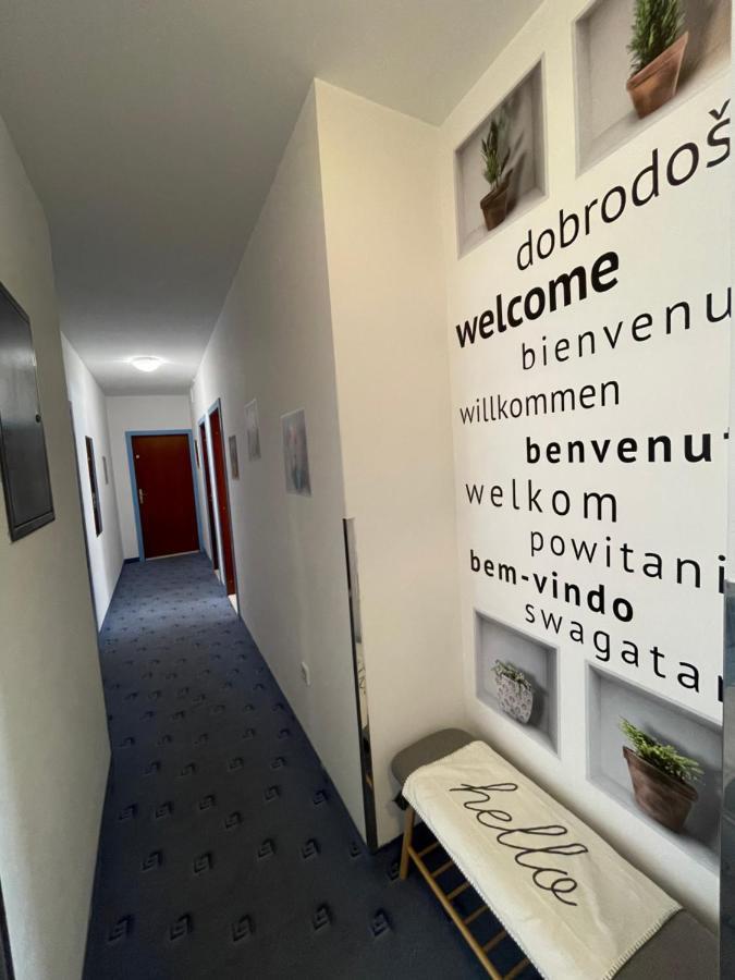 Apartmens And Rooms Madunic V Сплит Екстериор снимка