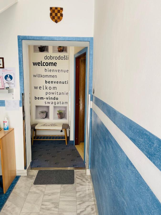 Apartmens And Rooms Madunic V Сплит Екстериор снимка