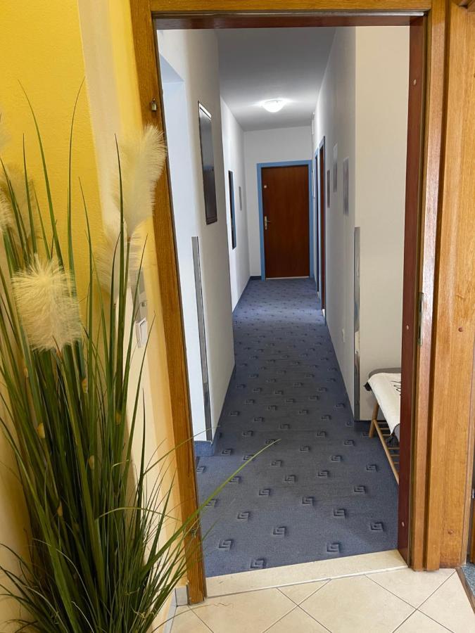 Apartmens And Rooms Madunic V Сплит Екстериор снимка