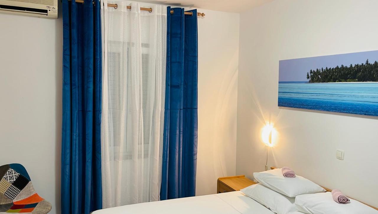 Apartmens And Rooms Madunic V Сплит Екстериор снимка